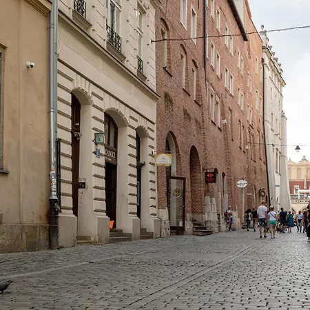 Apartment Super Central Sienna Street Krakau