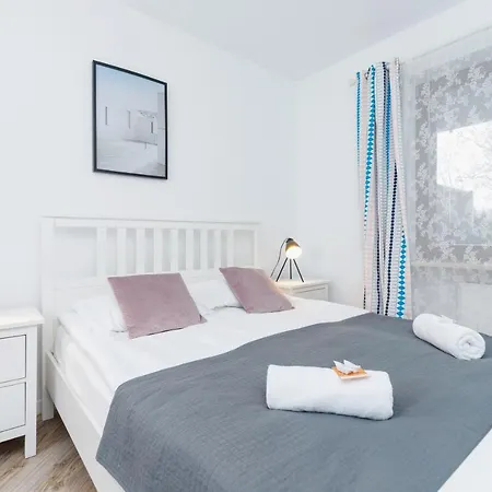 Apartment Premium Ludwinowska By Renters Krakow