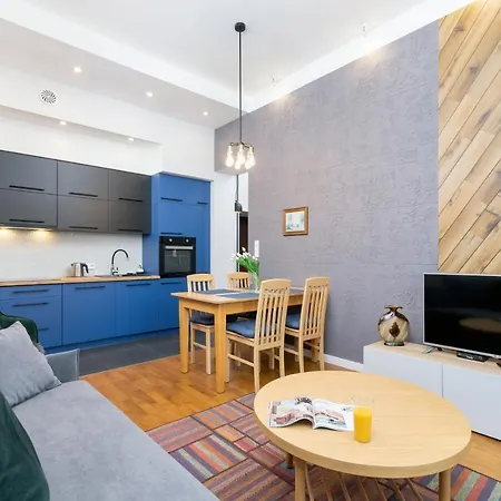 Apartment Comfy Cracow By Renters Krakow