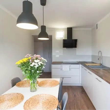 Indigo Przy Rondzie Apartment *