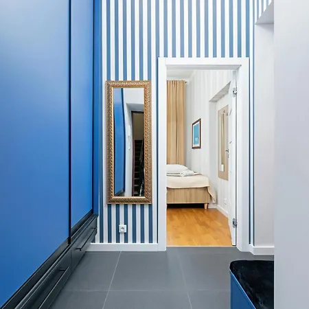 Apartment Comfy Cracow By Renters