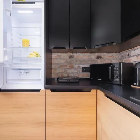 Lema Near Tauron Arena By Renters Prestige Apartament *