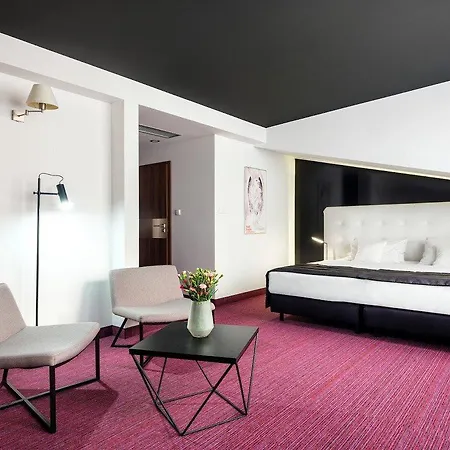 Western Old Town 3* Krakow