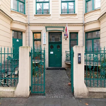 Appartement Wonderful, Secluded And Cozy In The Center. *