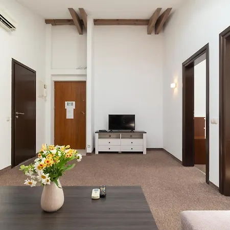 Friendly Family Loft In The Center Krasków