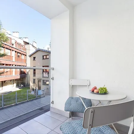 Harmonica Trynitarska By Renters Apartment *