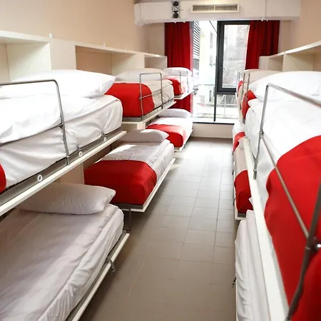 Express Hostel *