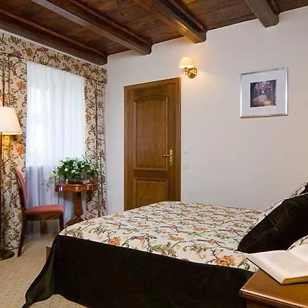 Rubinstein 4* Krakow
