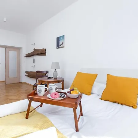 Old Town Basztowa By Renters *