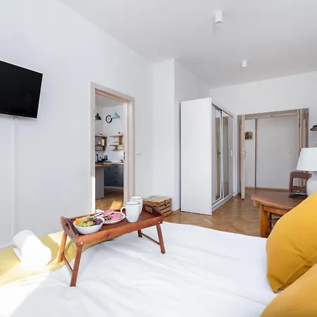 Apartment Old Town Basztowa By Renters