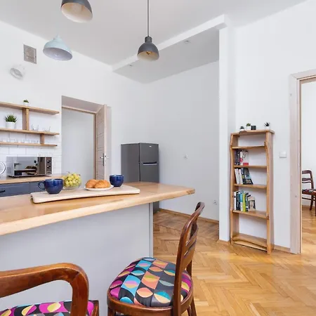 Apartment Old Town Basztowa By Renters