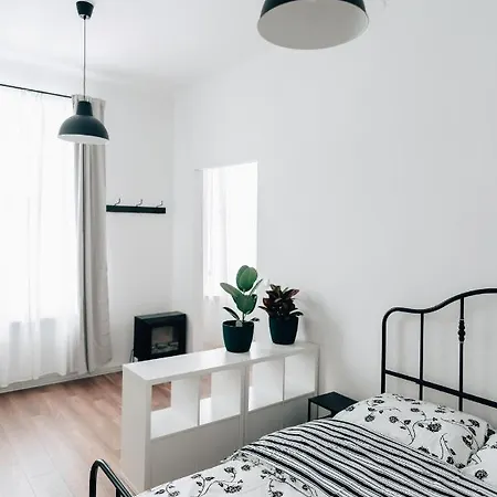 Podzamcze 24 Apartament