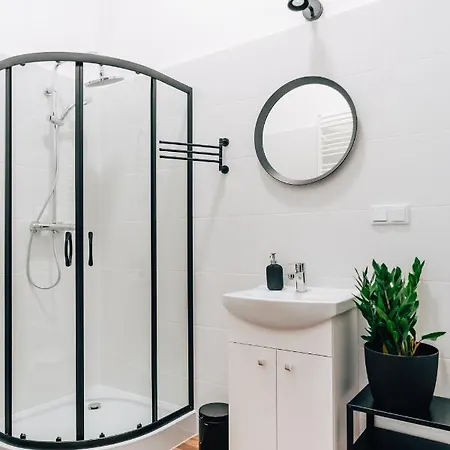 Podzamcze 24 Apartament *