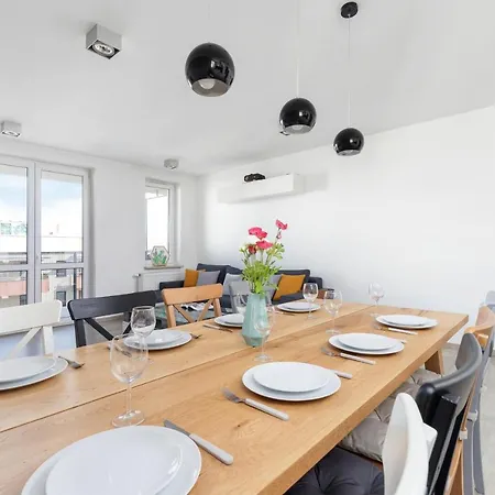 Avia Three Bedroom Two Balcony Ac & Parking By Renters * Krakov