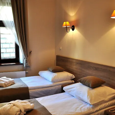 Santi Hotel 4*