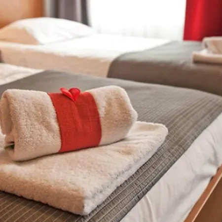 Alexander Hotel 3*