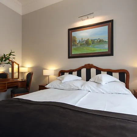 Senacki 4* Cracovia