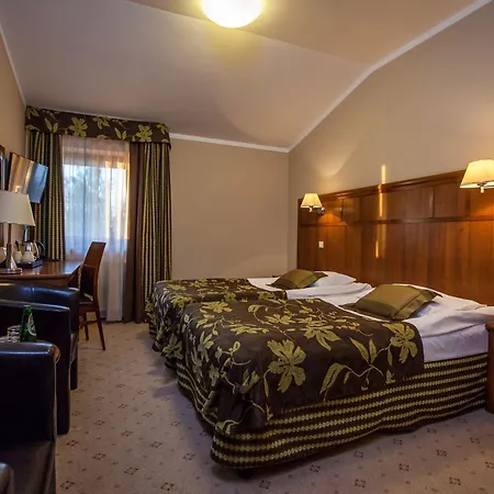 Otel Farmona Business & 3*