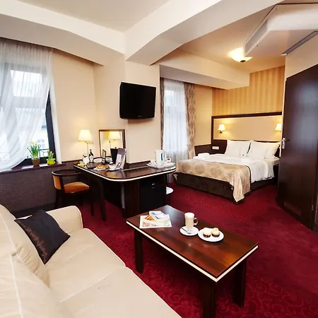 Wielopole 3* Krakow