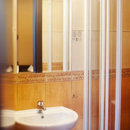 Wielopole Otel 3*