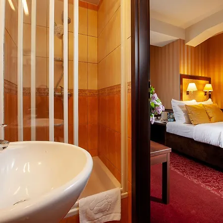 Wielopole 3* Krakow