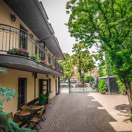 Otel Nobilton 3*