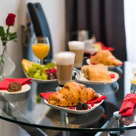 Aparthotel Komorowski Luxury Guest 4*