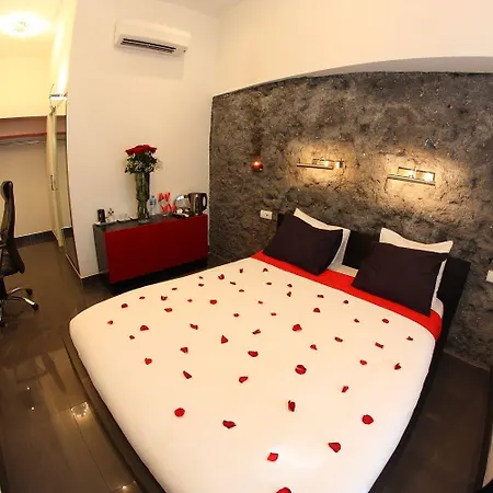 Aparthotel Komorowski Luxury Guest 4*