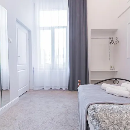Royal Apartment