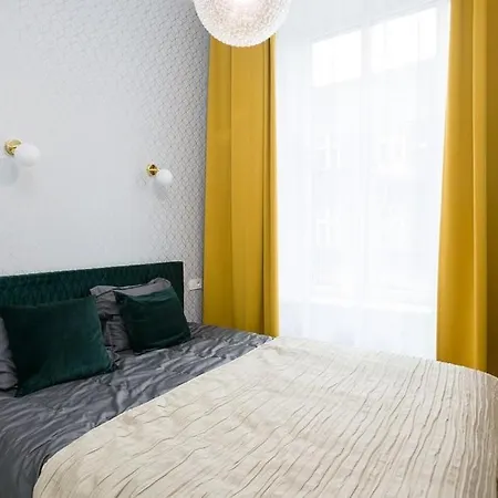 Glamorous Old Town Cracow Appartamento Cracovia