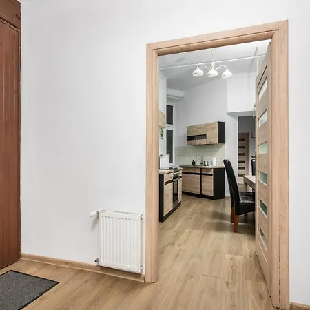 Kollataja - 2 Bedroom Old Town - By Upstairs * קרקוב
