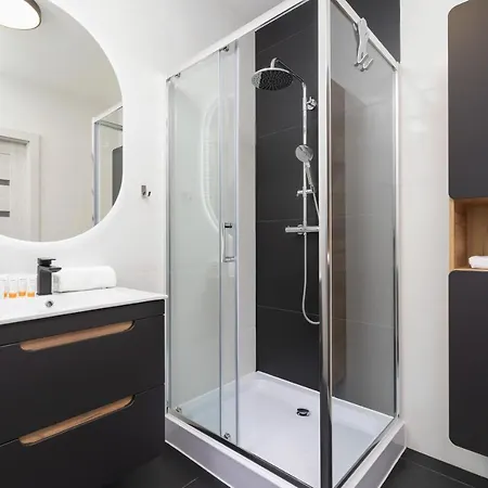 Salsa Cracow By Renters Apartament *