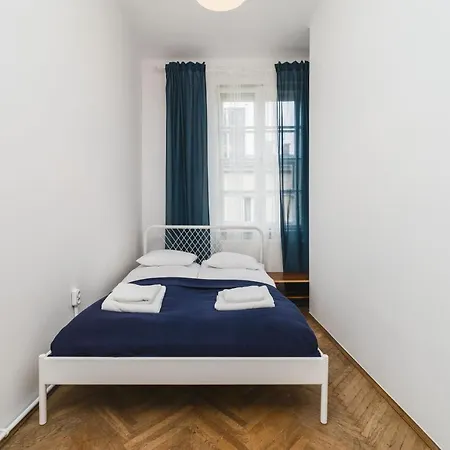 Apartment In The Jewish Quarter *