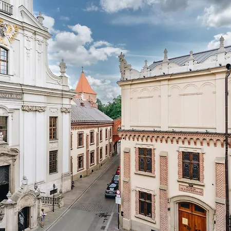 Otel H15 Francuski Old Town - Destigo 5*