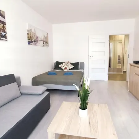Dabska 18d By Homeprime Apartment *