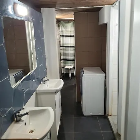 Apartment Amen Curie 8 Krakow