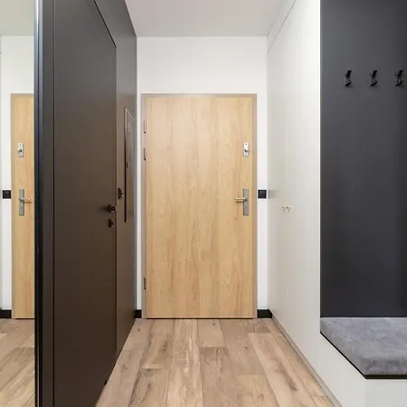 Apartment Solaris Park Tauron Arena By Renters Prestige Krakow