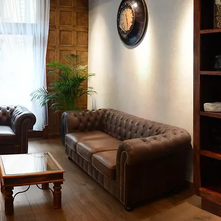 Hotel Columbus 3*