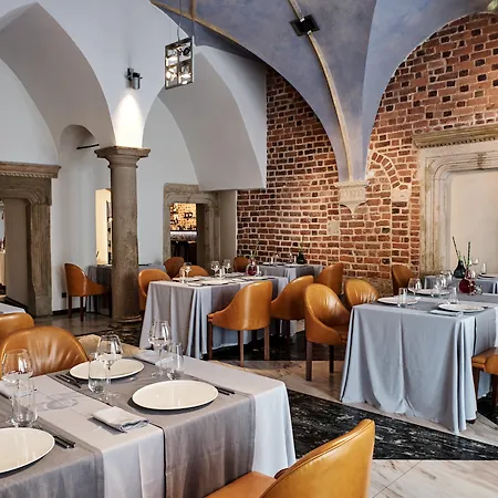 Hotel Stary 5*