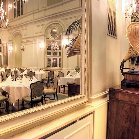 Grand 5* Krakow