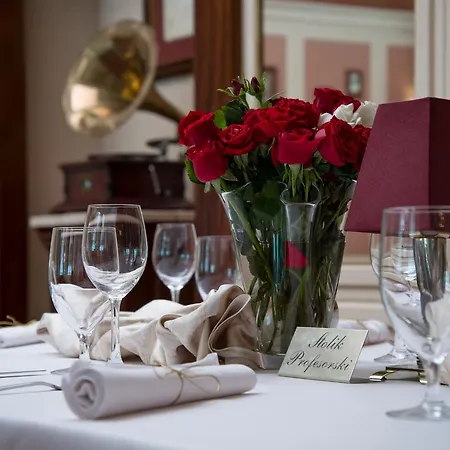 Grand 5* Krakow