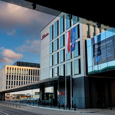 Hilton Garden Airport Otel 4*