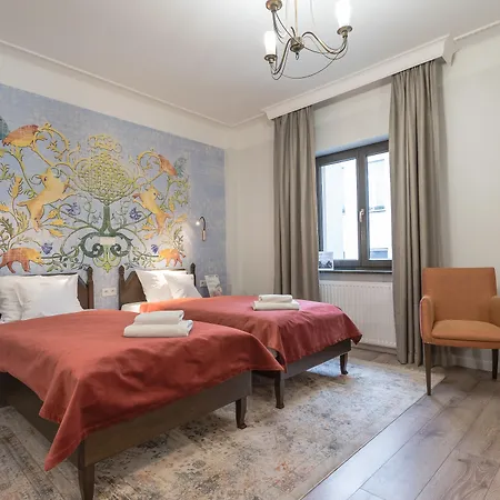 Ξενοδοχείο Ester 4*