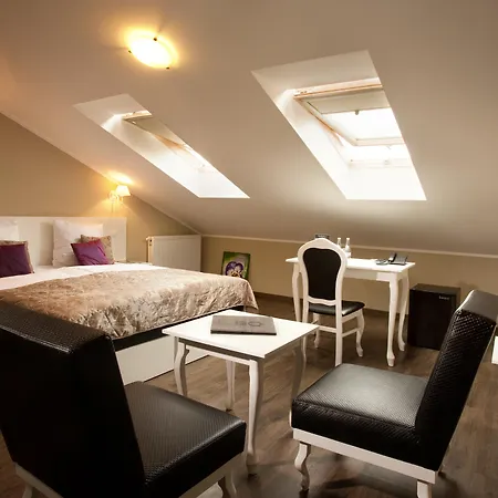 Aparthotel Leone 3*