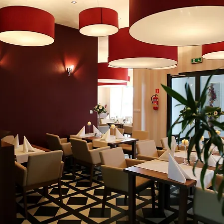 Hotel Swing 4*