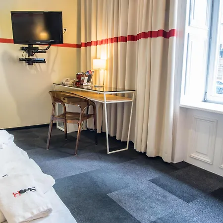 Home Aparthotel 4* Krakow