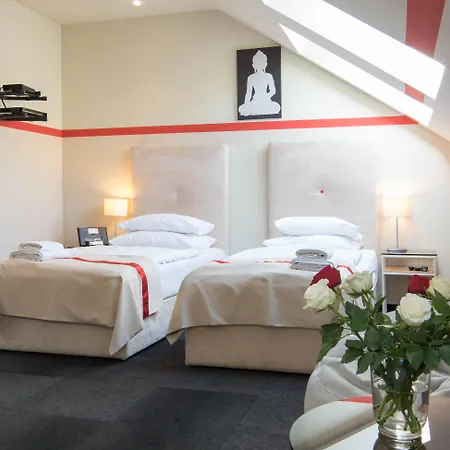 Home Aparthotel