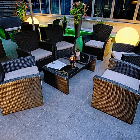 Centre By Ihg Hotel 5*