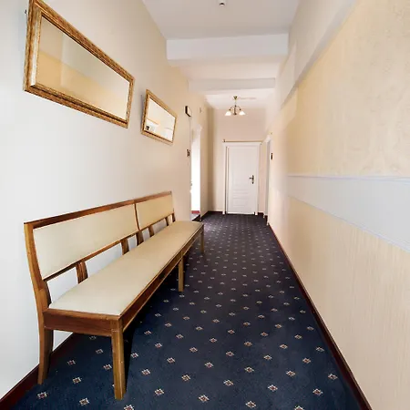 Mikołaj Hotel
