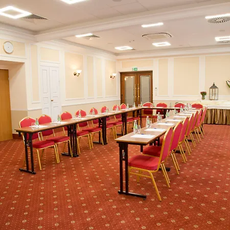 Hotel Polonia 3*